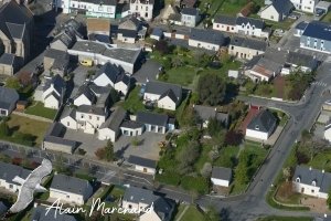 P1010800 2016 05 01 Rue Du 19 Mars 1962, Rue Du 11 Novembre, Rue Du Vignonnet, Rue De Bretagne